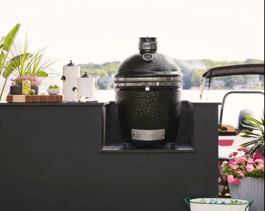 Lynx LCGRBK 18 inch Built in Kamado