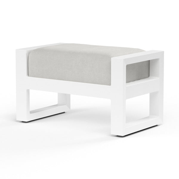 Sunset West Newport Ottoman With Satin Frost Frame and Sunbrella Fabric Cushion In Cast Silver - 4801-OTT
