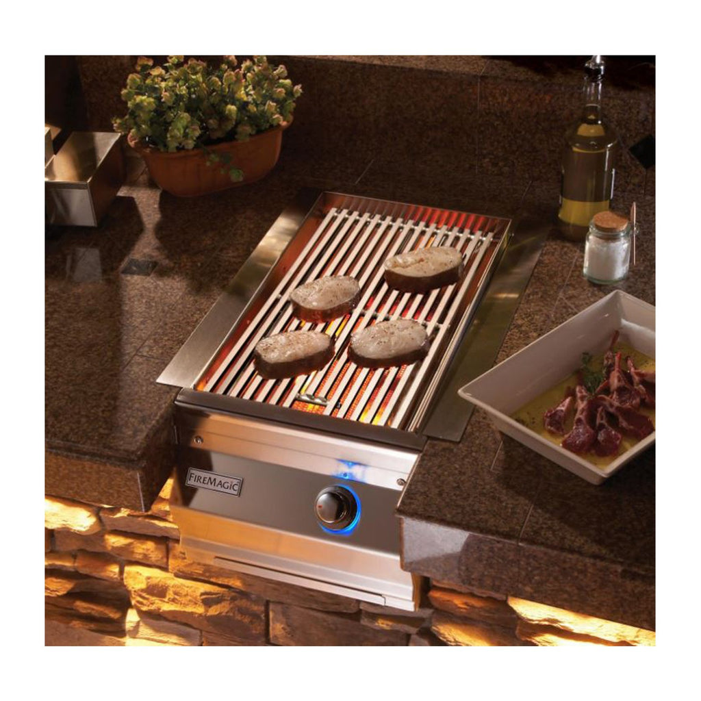 Fire Magic Aurora Natural Gas Built-In Single Infrared Searing Station w/ Stainless Steel Lid - 32877-1