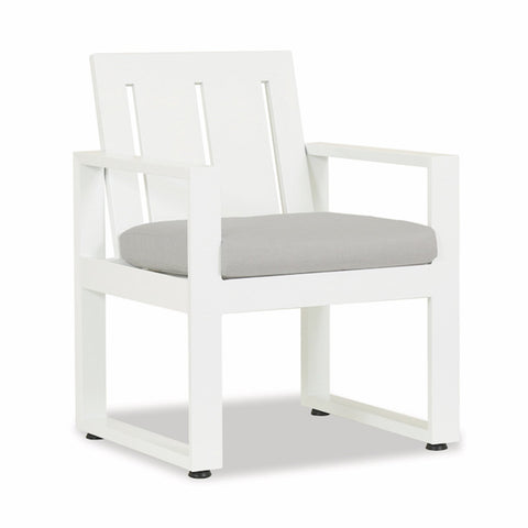 Sunset West Newport Dining Chair With Satin Frost Frame and Sunbrella Fabric Cushion In Cast Silver - 4801-1